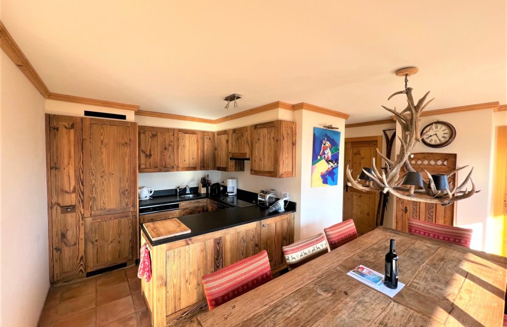 Magnificent renovated 5 1/2 room apartment in La Tzoumaz/4 Vallées»