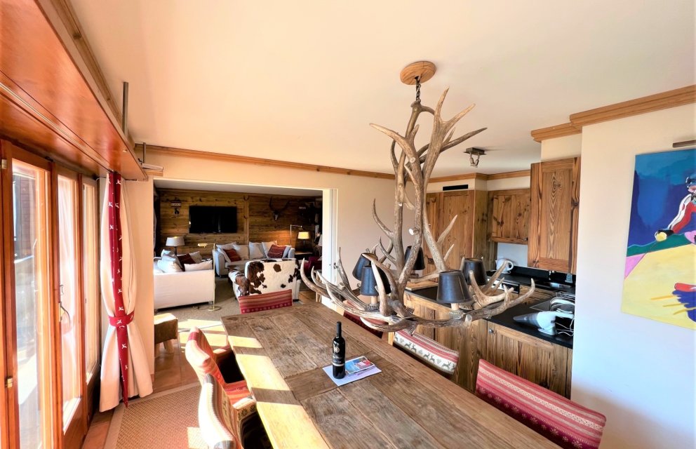 Magnificent renovated 5 1/2 room apartment in La Tzoumaz/4 Vallées»