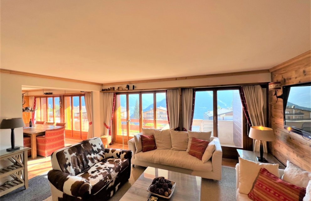 Magnificent renovated 5 1/2 room apartment in La Tzoumaz/4 Vallées»