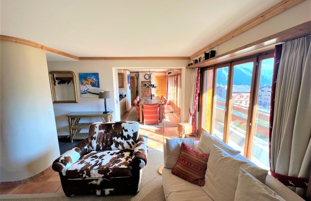 Magnificent renovated 5 1/2 room apartment in La Tzoumaz/4 Vallées»
