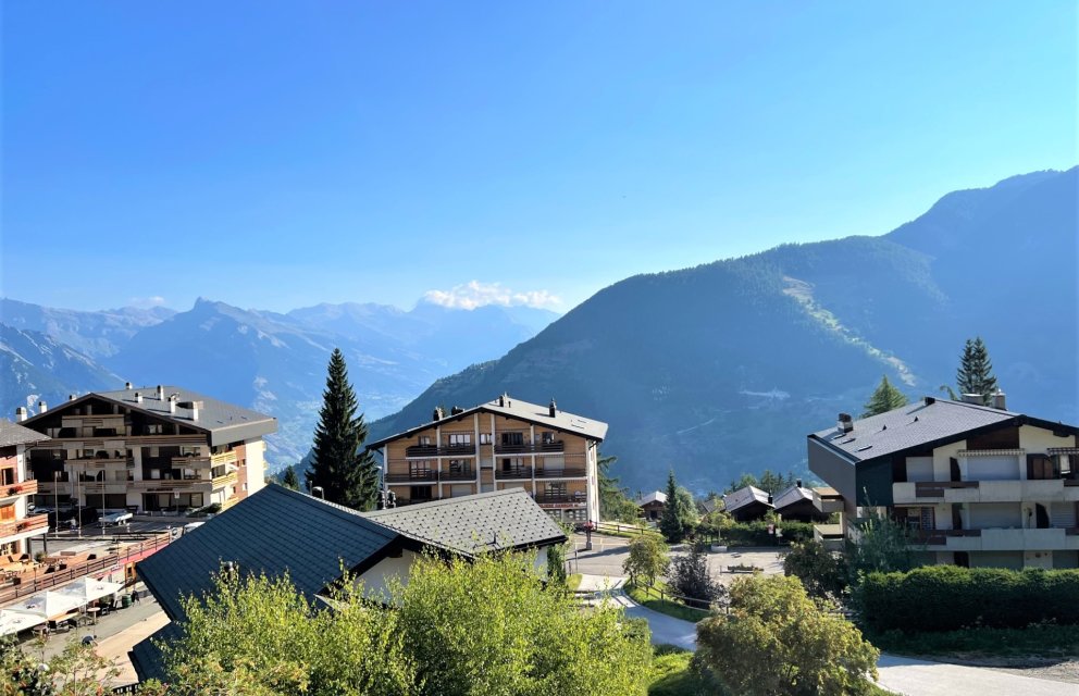 Magnificent renovated 5 1/2 room apartment in La Tzoumaz/4 Vallées»