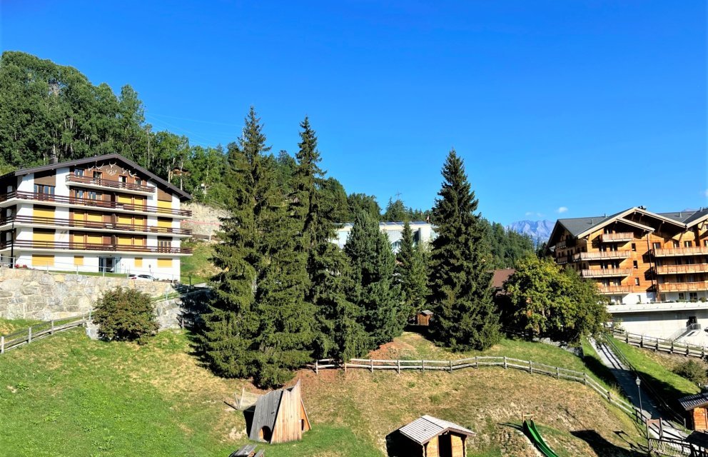 Magnificent renovated 5 1/2 room apartment in La Tzoumaz/4 Vallées»