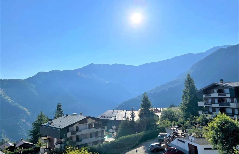 Magnificent renovated 5 1/2 room apartment in La Tzoumaz/4 Vallées»