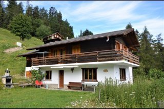 CISA/DUC, Charmant chalet situé sur les hauts de la Tzoumaz