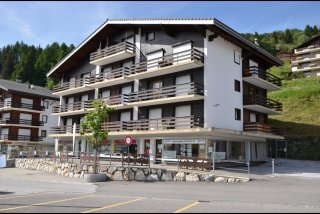 CISA/AUG, Appartement centre station